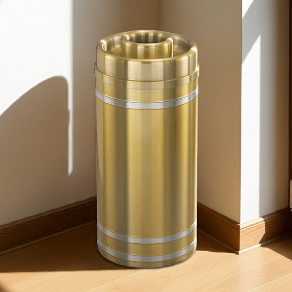 In Satin Brass with Satin Aluminum Bands 
