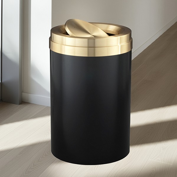 in black with satin aluminum lid 